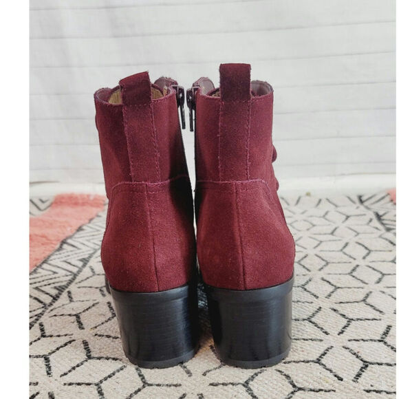 SUNDANCE BUTTONED UP CRANBERRY SUEDE BOOTIES, SZ 7/7.5 US-38/EU - Picture 6 of 16